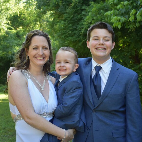 Meet your Posher, Christina - Picture 1 of 1